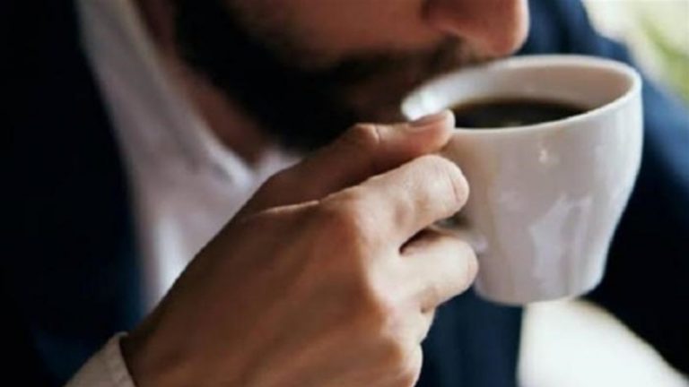 احذروا شرب القهوة في هذا الوقت احذروا شرب القهوة في هذا الوقت